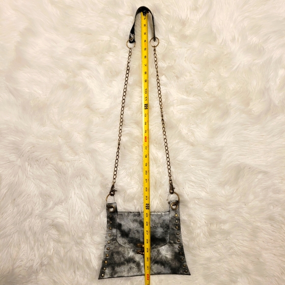 Vintage leather distressed look bag - Picture 8 of 10